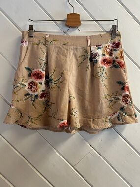 Floral Print Tan Women's Shorts